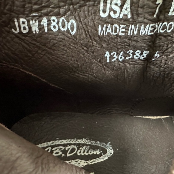 JB Dillon Women's Tan Brown Leather Ankle Boots #JBW1803 Size 7B EUC!
MSRP $229 - Picture 8 of 10